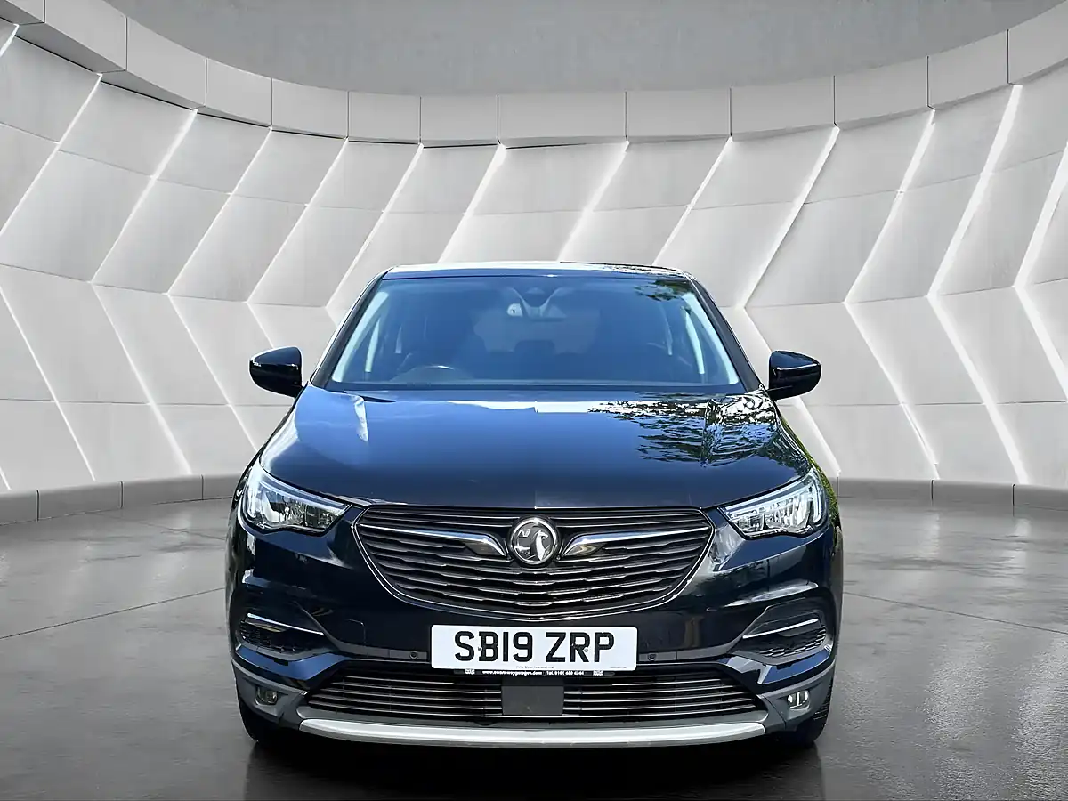 Used 2019 Vauxhall Grandland X Sport Nav Black - Interior and Exterior details 4