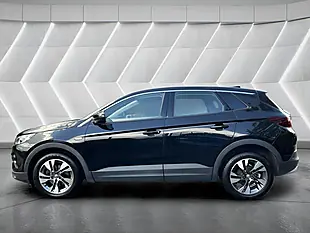 Used 2019 Vauxhall Grandland X Sport Nav Black - Interior and Exterior details 8