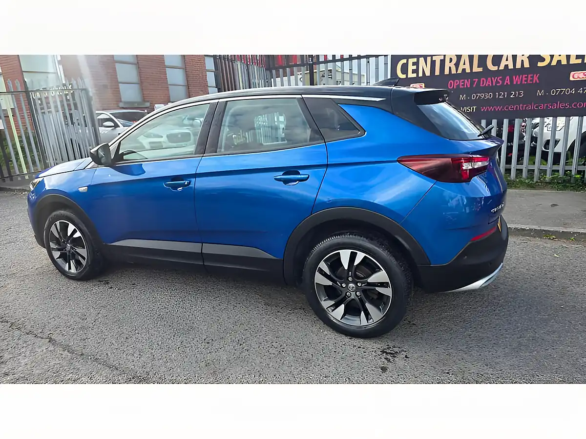 Used 2019 Vauxhall Grandland X Sport Nav Blue - Interior and Exterior details 15
