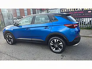 Used 2019 Vauxhall Grandland X Sport Nav Blue - Interior and Exterior details 16