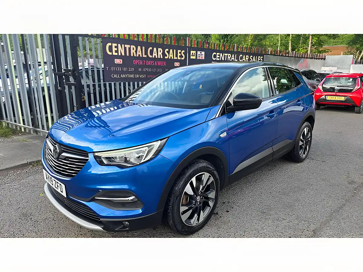 Used 2019 Vauxhall Grandland X Sport Nav Blue - Interior and Exterior details 19