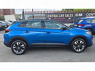 Used 2019 Vauxhall Grandland X Sport Nav Blue - Interior and Exterior details 4