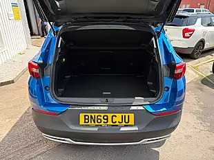 Used 2019 Vauxhall Grandland X Sport Nav Blue - Interior and Exterior details 10