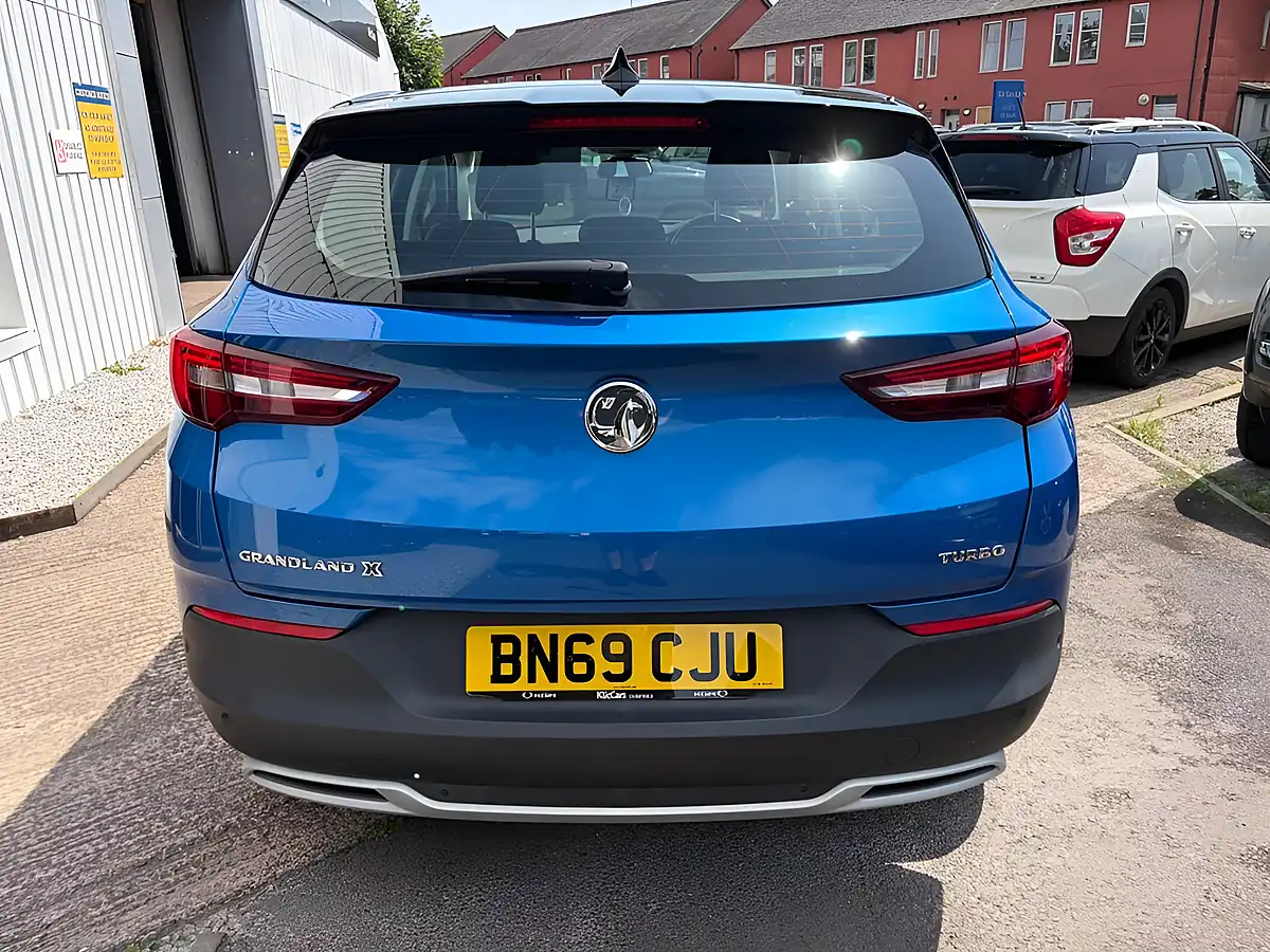 Used 2019 Vauxhall Grandland X Sport Nav Blue - Interior and Exterior details 7