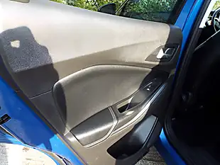 Used 2019 Vauxhall Grandland X Sport Nav Blue - Interior and Exterior details 13