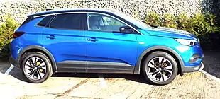 Used 2019 Vauxhall Grandland X Sport Nav Blue - Interior and Exterior details 4