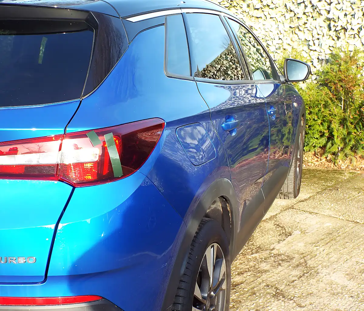 Used 2019 Vauxhall Grandland X Sport Nav Blue - Interior and Exterior details 7