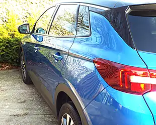 Used 2019 Vauxhall Grandland X Sport Nav Blue - Interior and Exterior details 8