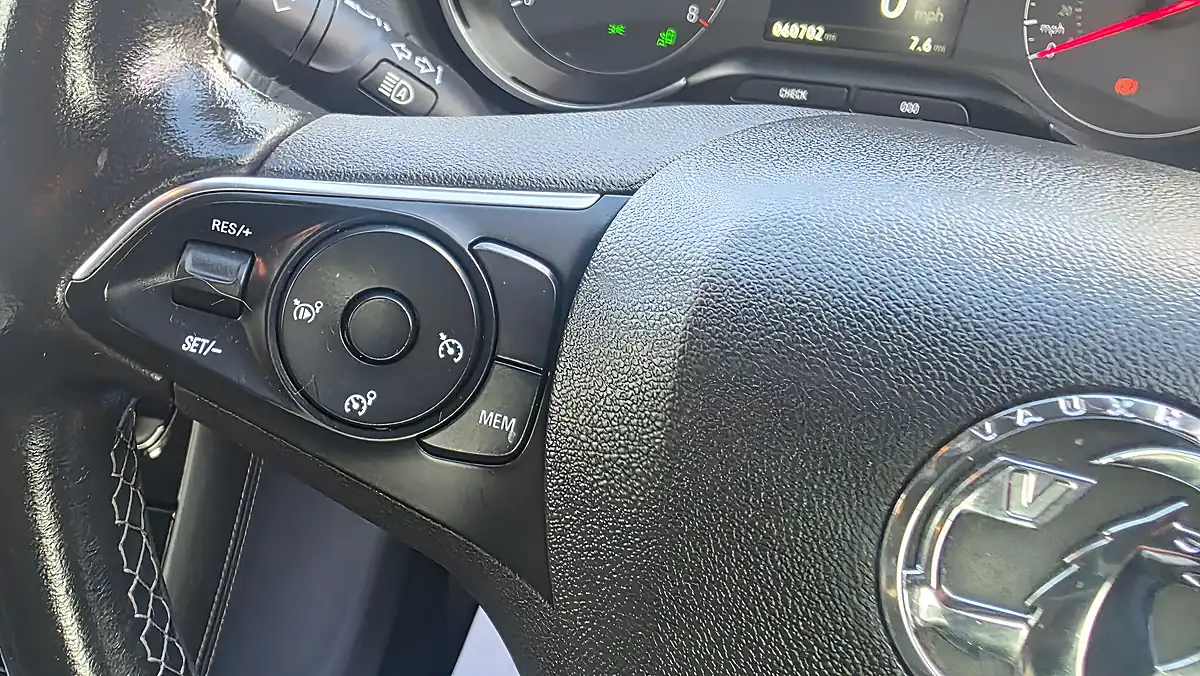 Used 2019 Vauxhall Grandland X Sport Nav Blue - Interior and Exterior details 14
