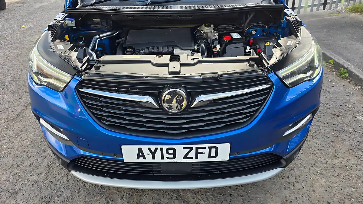 Used 2019 Vauxhall Grandland X Sport Nav Blue - Interior and Exterior details 20