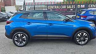 Used 2019 Vauxhall Grandland X Sport Nav Blue - Interior and Exterior details 6
