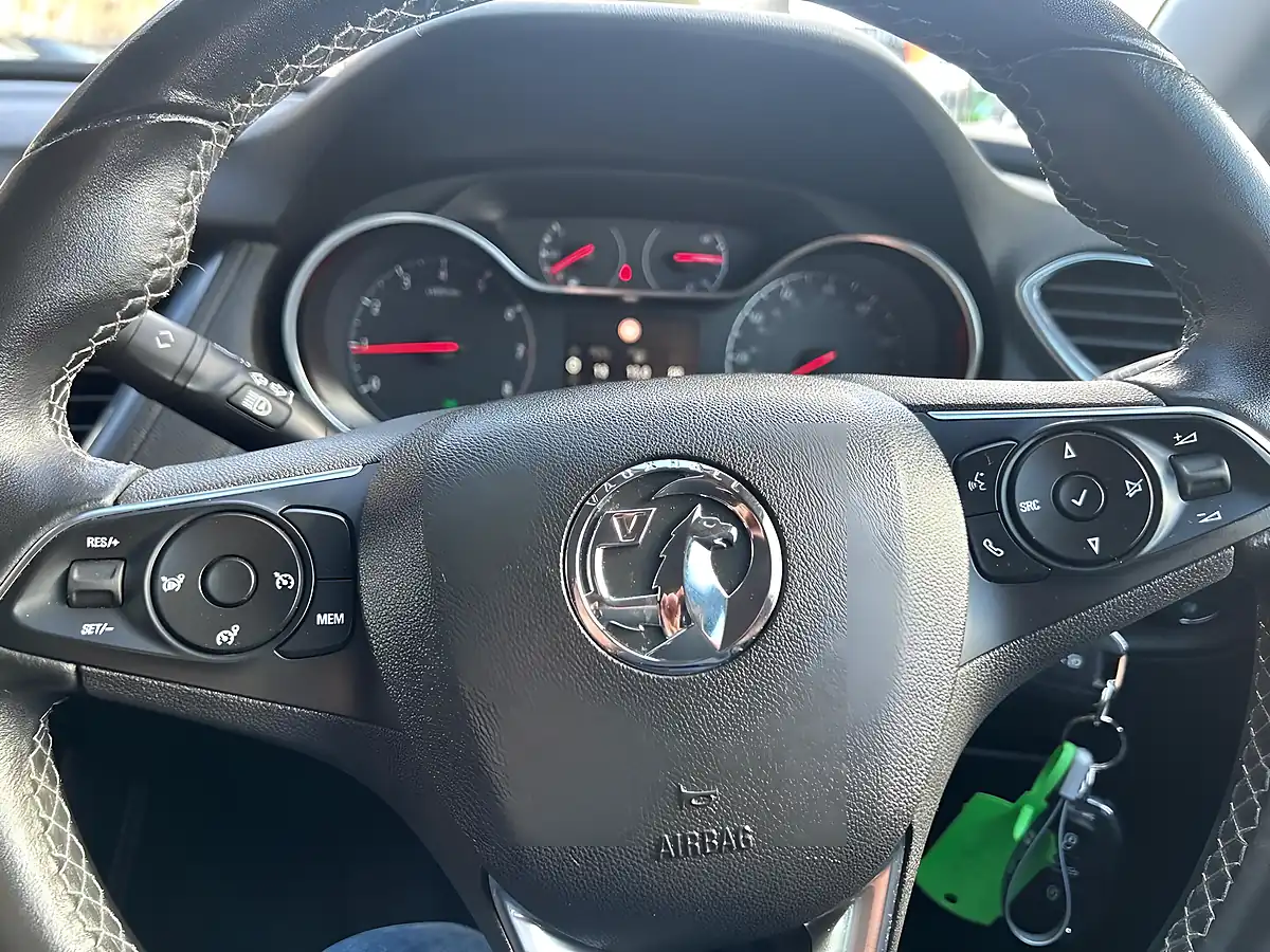 Used 2019 Vauxhall Grandland X Sport Nav Blue - Interior and Exterior details 19