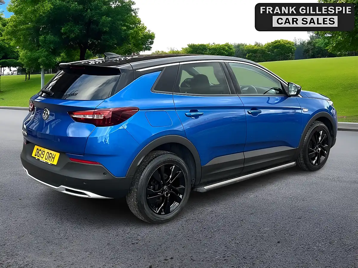 Used 2019 Vauxhall Grandland X Sport Nav Blue - Interior and Exterior details 8