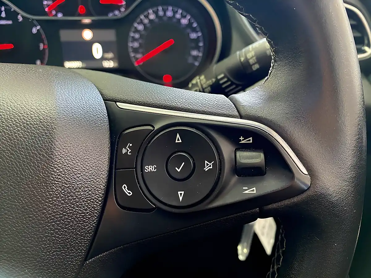 Used 2019 Vauxhall Grandland X Sport Nav Blue - Interior and Exterior details 11