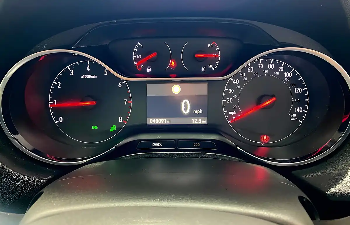 Used 2019 Vauxhall Grandland X Sport Nav Blue - Interior and Exterior details 13