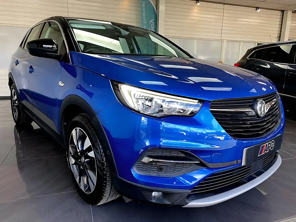 Used 2019 Vauxhall Grandland X Sport Nav Blue - Interior and Exterior details 8