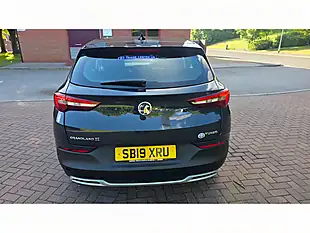 Used 2019 Vauxhall Grandland X Sport Nav Grey - Interior and Exterior details 10