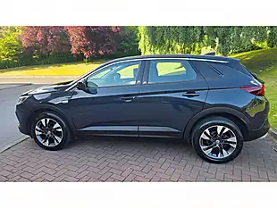 Used 2019 Vauxhall Grandland X Sport Nav Grey - Interior and Exterior details 15