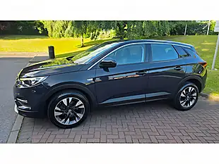 Used 2019 Vauxhall Grandland X Sport Nav Grey - Interior and Exterior details 16