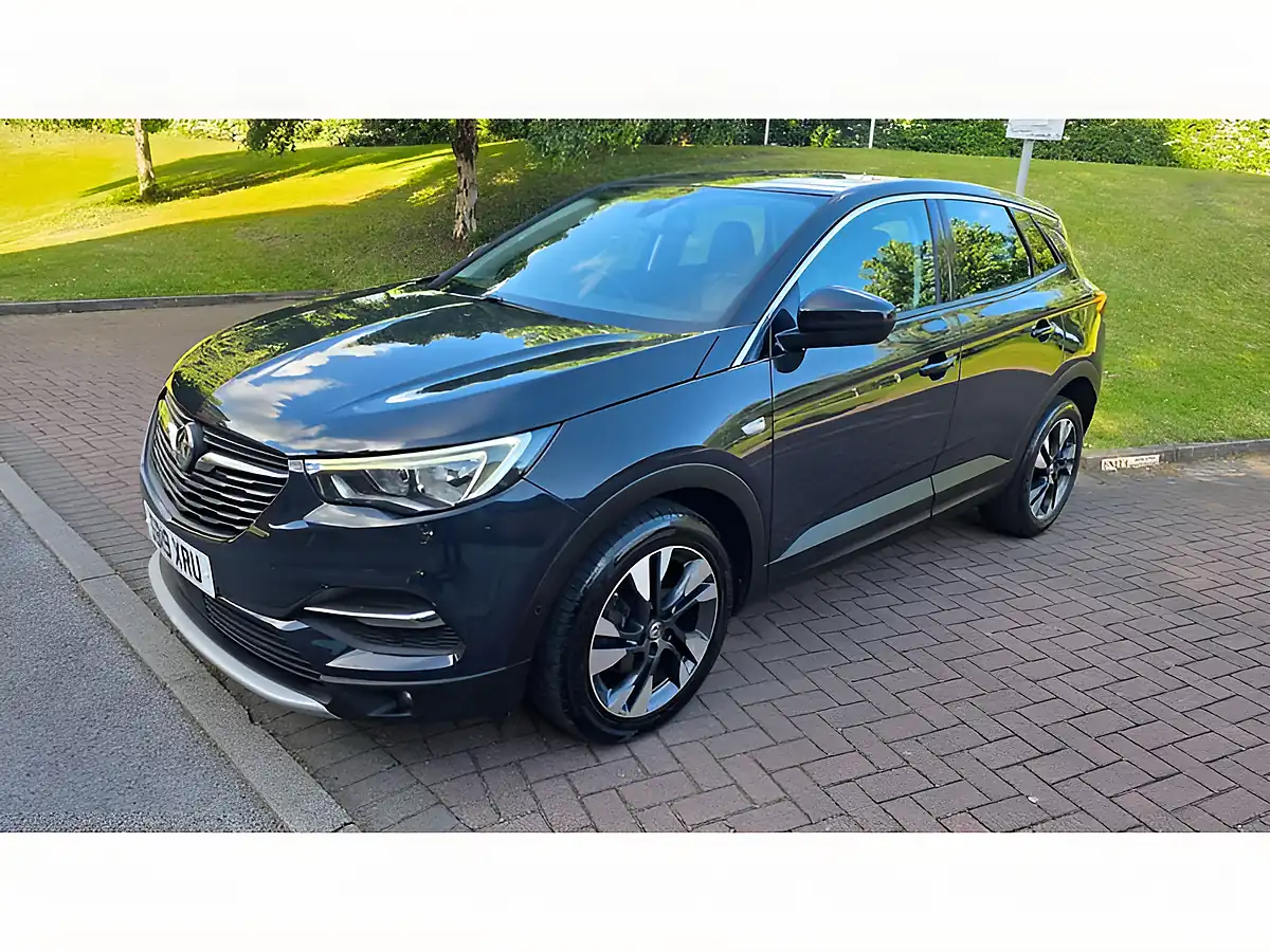 Used 2019 Vauxhall Grandland X Sport Nav Grey - Interior and Exterior details 20
