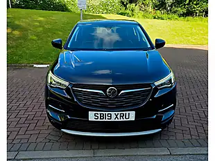 Used 2019 Vauxhall Grandland X Sport Nav Grey - Interior and Exterior details 3