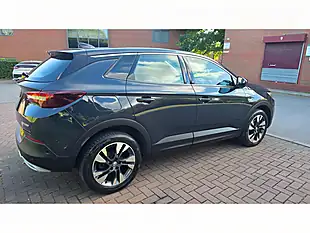 Used 2019 Vauxhall Grandland X Sport Nav Grey - Interior and Exterior details 8