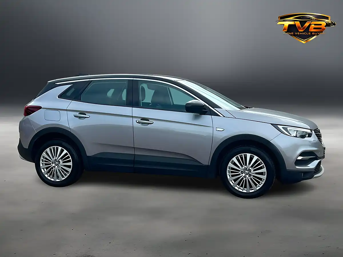 Used 2019 Vauxhall Grandland X Sport Nav Grey - Interior and Exterior details 6