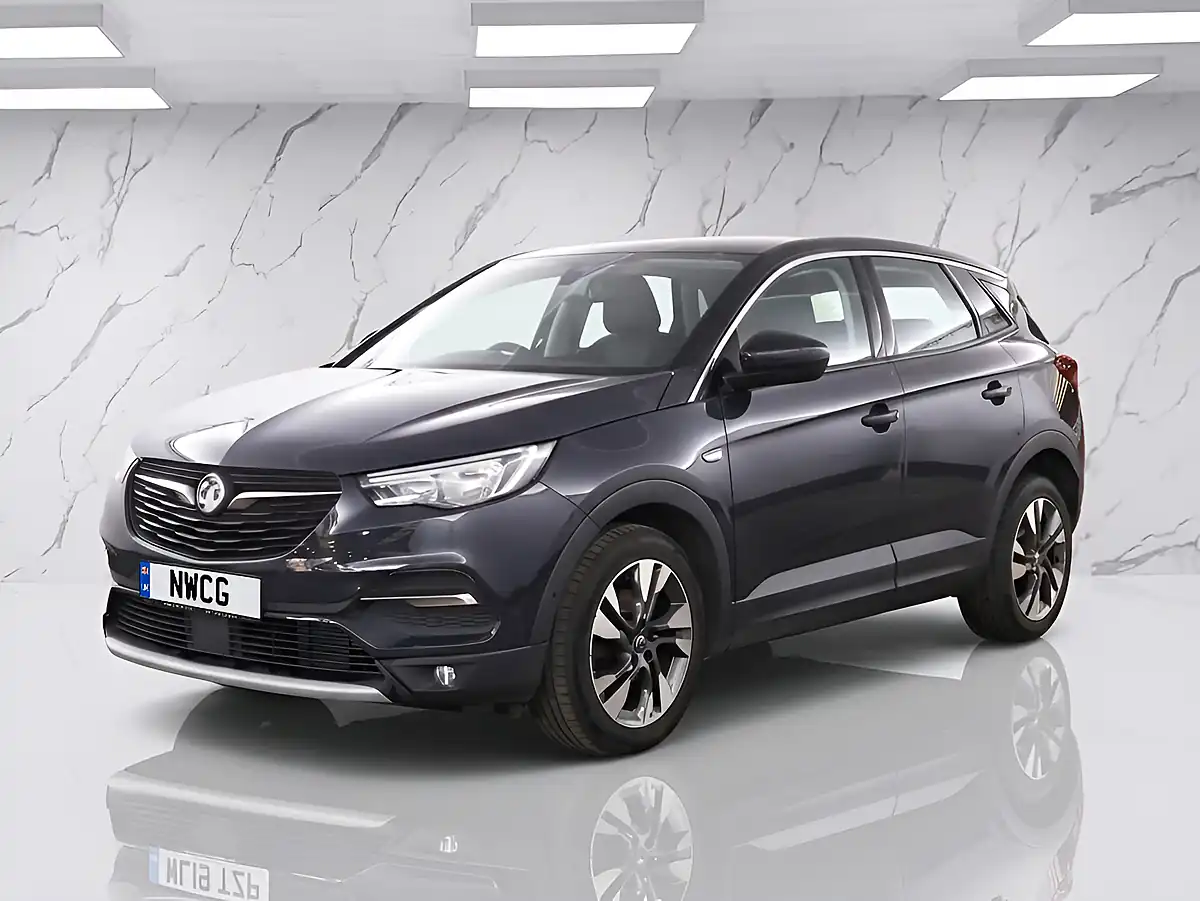 Used 2019 Vauxhall Grandland X Sport Nav Grey - Interior and Exterior details 2