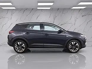Used 2019 Vauxhall Grandland X Sport Nav Grey - Interior and Exterior details 5