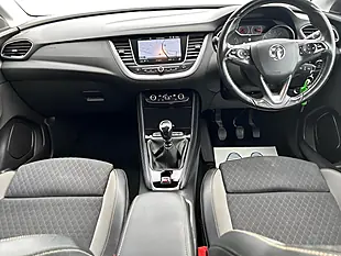 Used 2019 Vauxhall Grandland X Sport Nav Grey - Interior and Exterior details 6