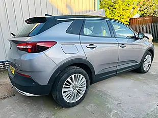 Used 2019 Vauxhall Grandland X Sport Nav Grey - Interior and Exterior details 11