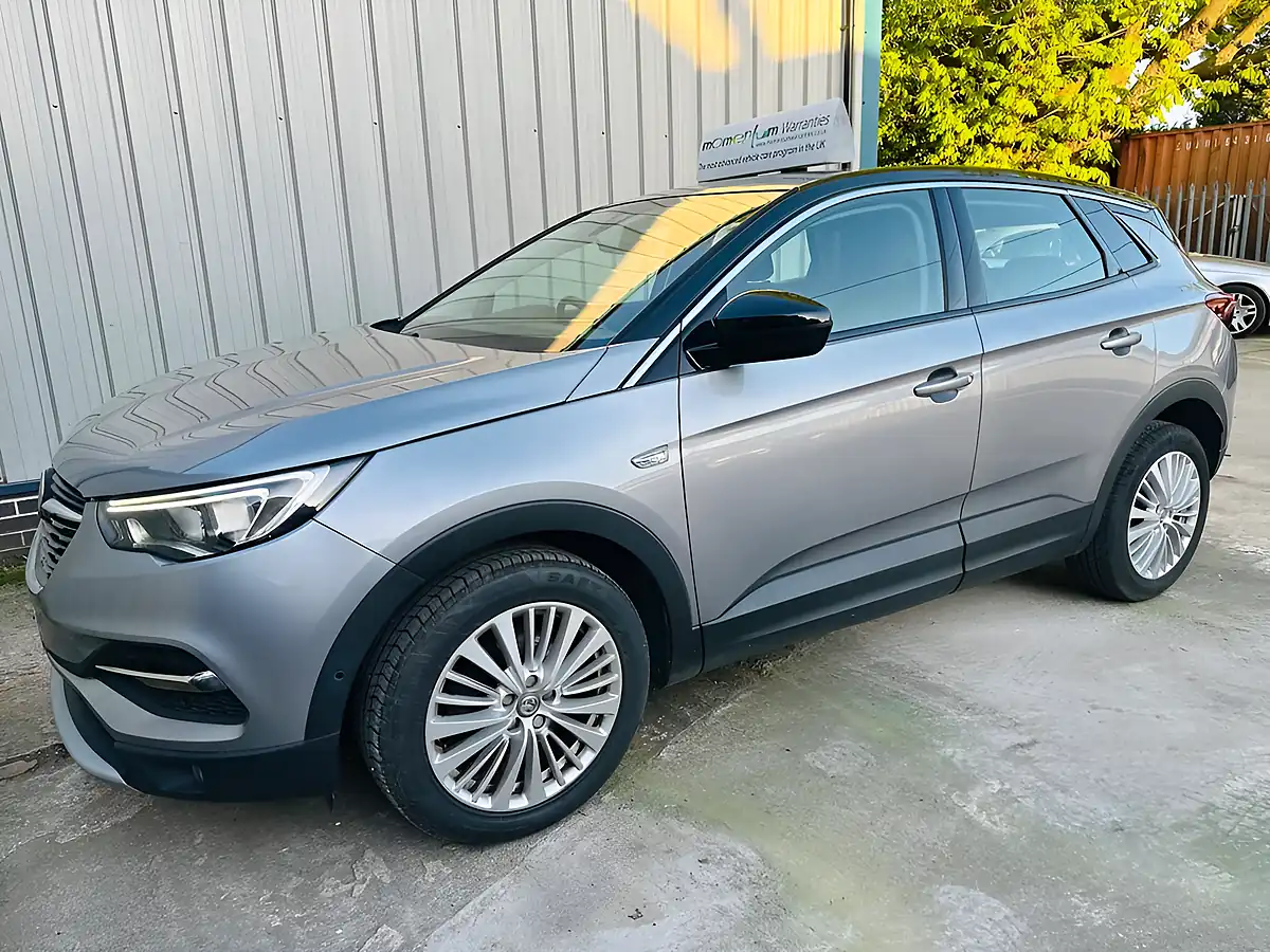 Used 2019 Vauxhall Grandland X Sport Nav Grey - Interior and Exterior details 2