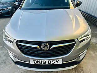 Used 2019 Vauxhall Grandland X Sport Nav Grey - Interior and Exterior details 3