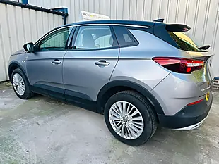 Used 2019 Vauxhall Grandland X Sport Nav Grey - Interior and Exterior details 4
