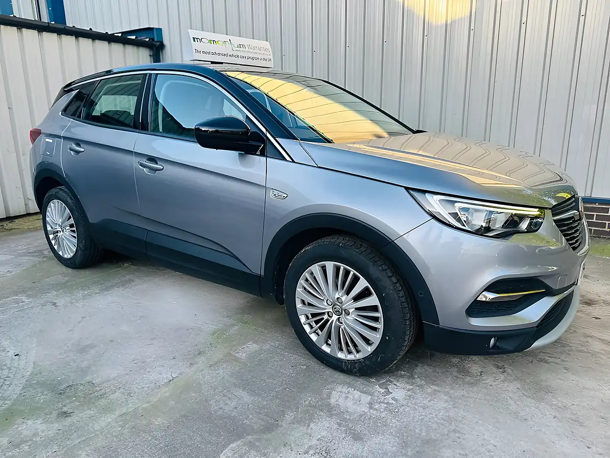 Used 2019 Vauxhall Grandland X Sport Nav Grey - Interior and Exterior details 6