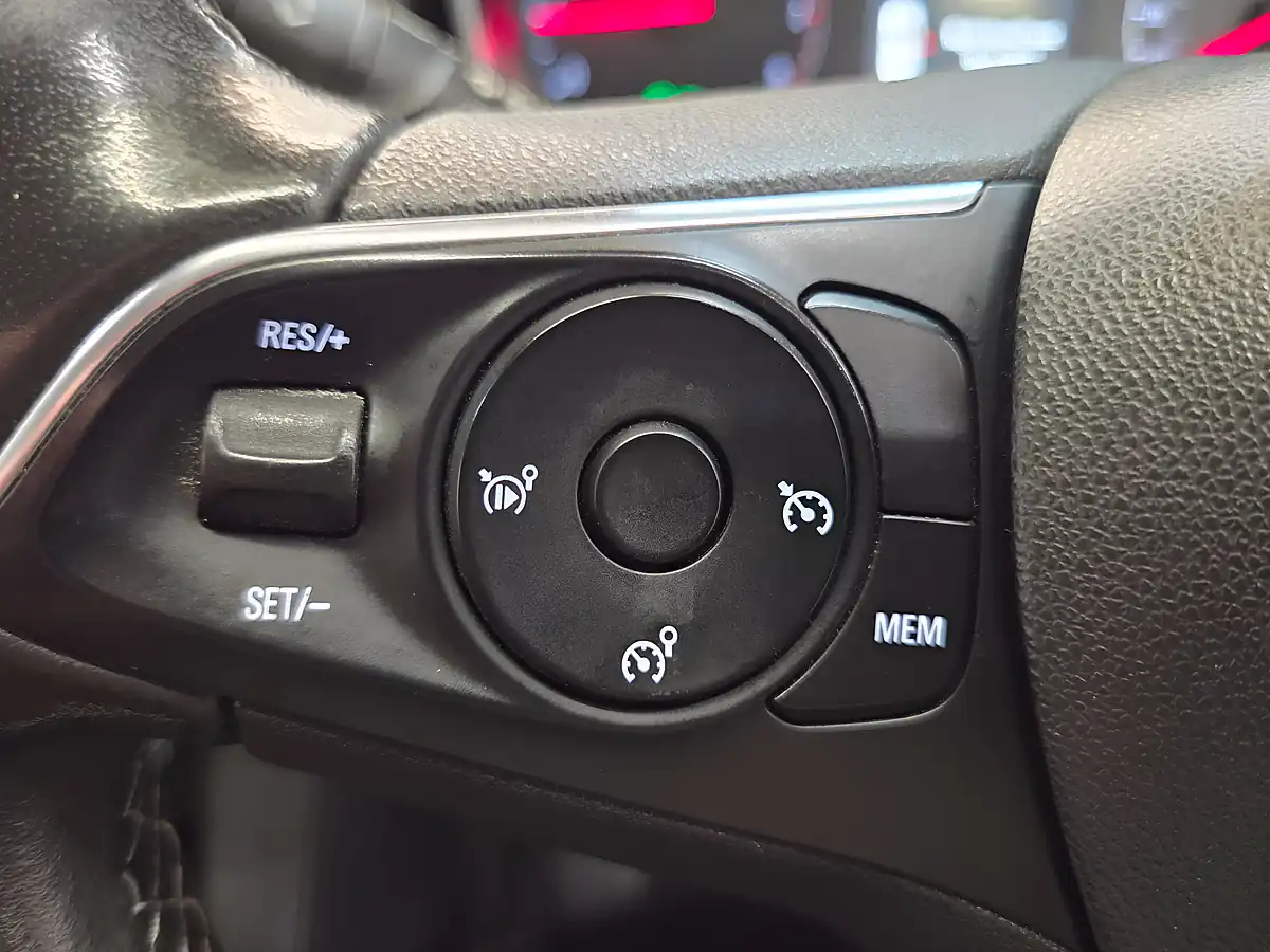 Used 2019 Vauxhall Grandland X Sport Nav Grey - Interior and Exterior details 11