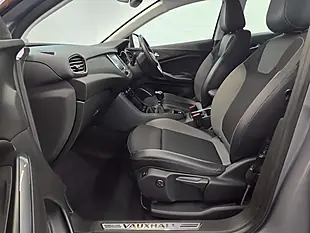Used 2019 Vauxhall Grandland X Sport Nav Grey - Interior and Exterior details 9