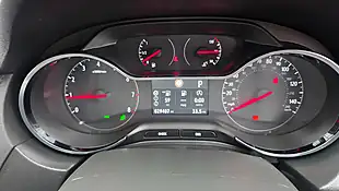 Used 2019 Vauxhall Grandland X Sport Nav - Interior and Exterior details 14