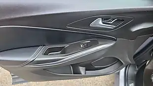 Used 2019 Vauxhall Grandland X Sport Nav - Interior and Exterior details 16