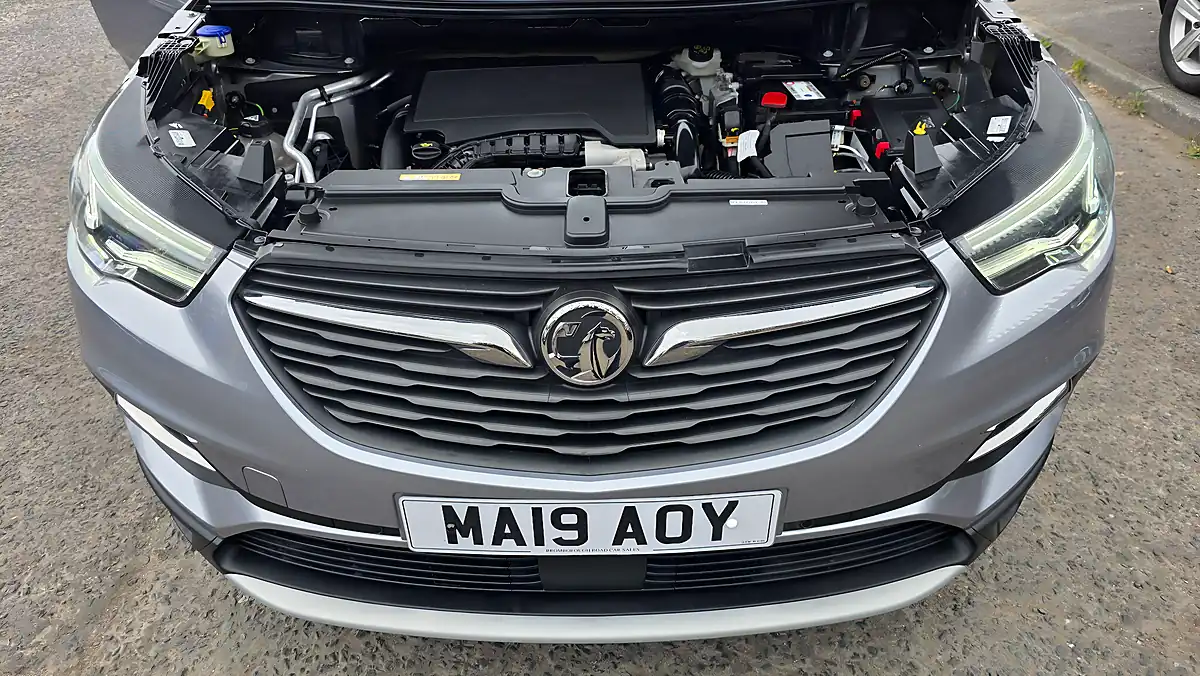 Used 2019 Vauxhall Grandland X Sport Nav - Interior and Exterior details 20