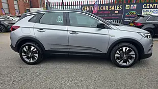 Used 2019 Vauxhall Grandland X Sport Nav - Interior and Exterior details 3