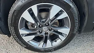 Used 2019 Vauxhall Grandland X Sport Nav - Interior and Exterior details 20