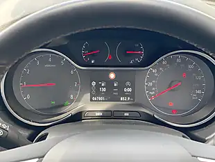 Used 2019 Vauxhall Grandland X Sport Nav Red - Interior and Exterior details 10
