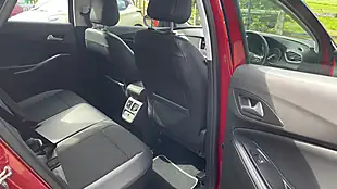 Used 2019 Vauxhall Grandland X Sport Nav Red - Interior and Exterior details 16