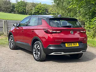 Used 2019 Vauxhall Grandland X Sport Nav Red - Interior and Exterior details 4