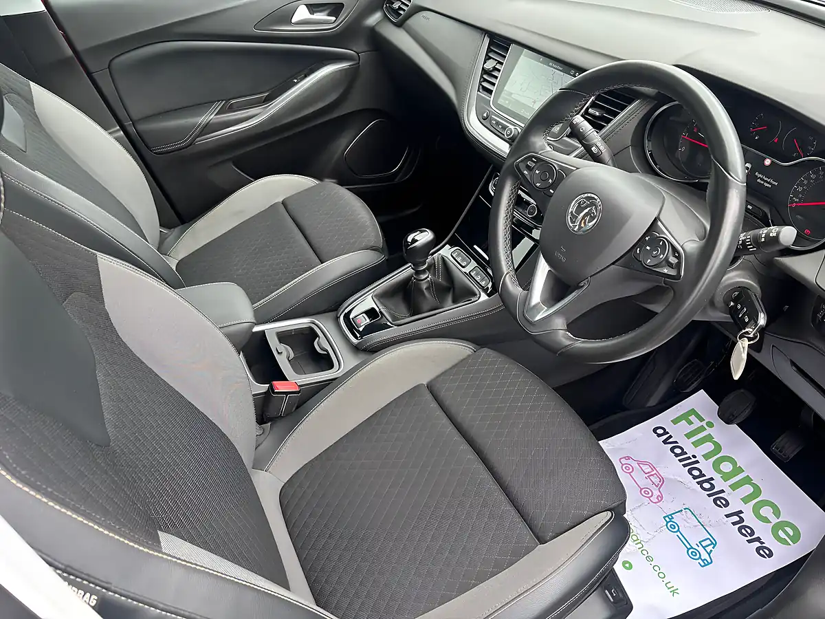 Used 2019 Vauxhall Grandland X Sport Nav Red - Interior and Exterior details 10