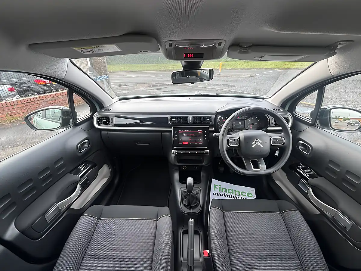 Used 2019 Vauxhall Grandland X Sport Nav Red - Interior and Exterior details 11