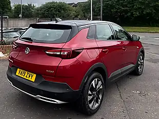 Used 2019 Vauxhall Grandland X Sport Nav Red - Interior and Exterior details 5