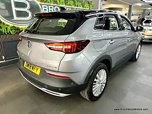 Used 2019 Vauxhall Grandland X Sport Nav S/S Grey - Interior and Exterior details 9