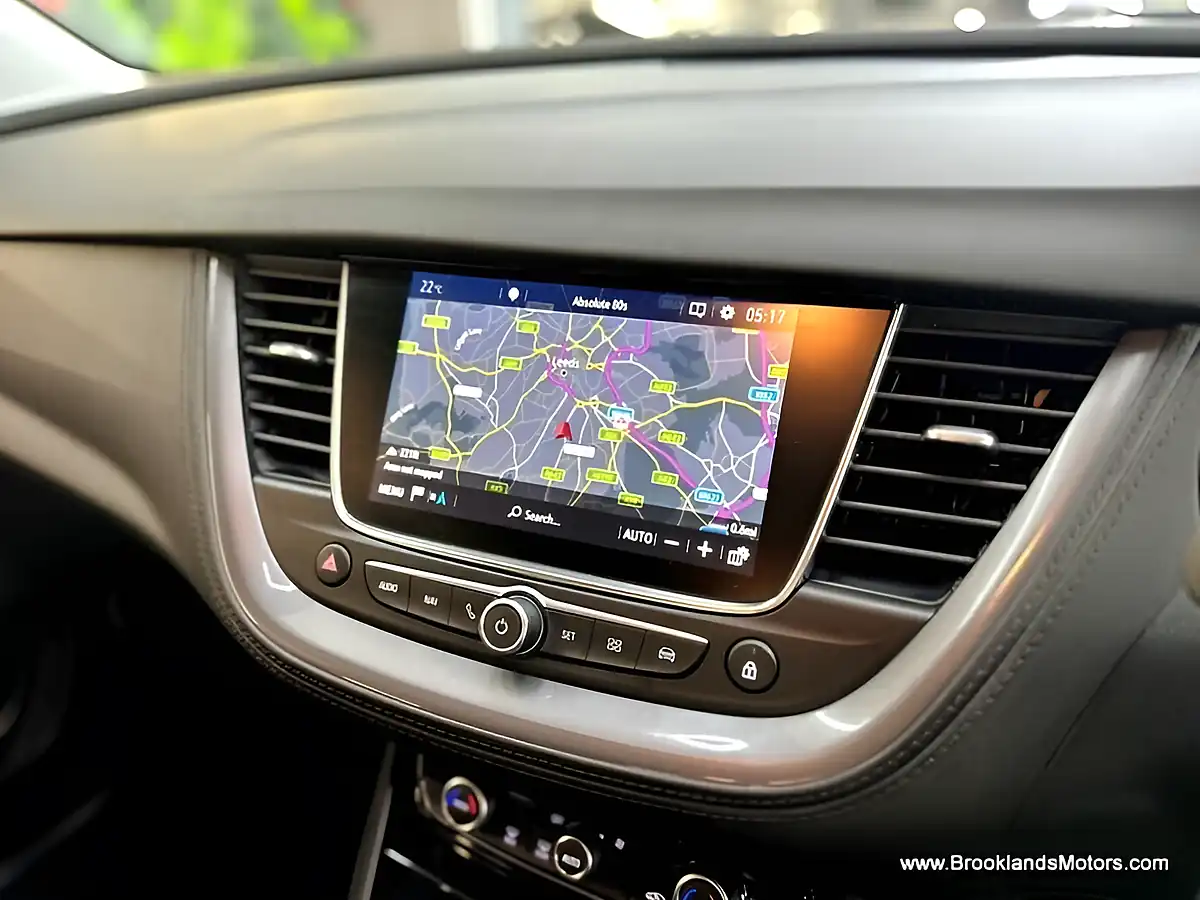 Used 2019 Vauxhall Grandland X Sport Nav S/S Grey - Interior and Exterior details 15
